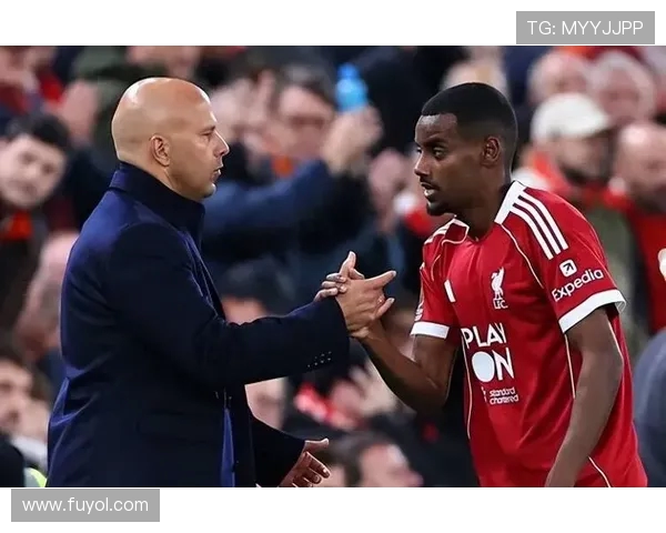 范戴克英超主场再度失利 利物浦1比2不敌曼联遭遇第4次失利 范戴克英超主场再度失利 利物浦1比2不敌曼联遭遇第4次失利