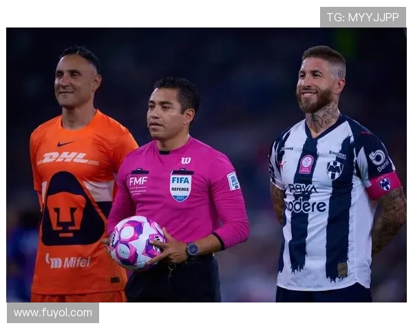 拉莫斯重逢老队友纳瓦斯分享合照表达久别重逢的喜悦之情 拉莫斯重逢老队友纳瓦斯分享合照表达久别重逢的喜悦之情